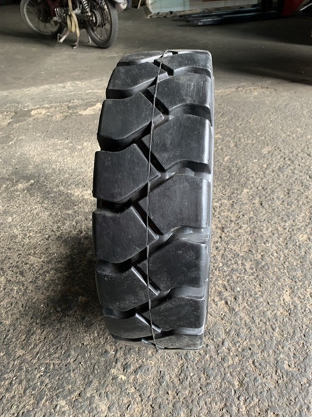 VỎ ĐẶC 650-10 - CÁI