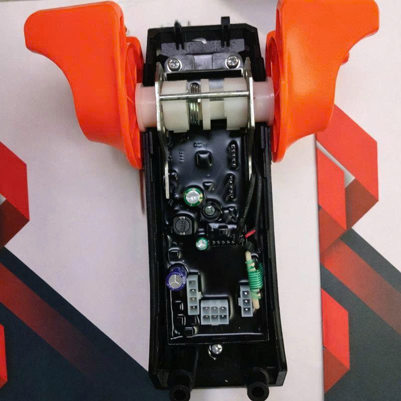 BỘ TAY ĐIỀU KHIỂN PTE20N (MỚI) - CÁI