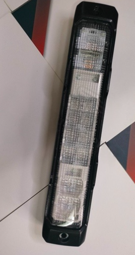 ĐÈN SAU 8FBE15 12V (RH) - CÁI