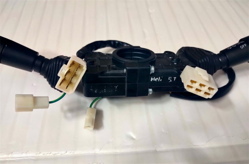 CẦN GẠT SỐ + ĐÈN CPCD50 (6 CHÂN) - CÁI