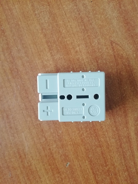 RẮC CẮM 50A 600V - CÁI-1