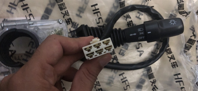 CẦN GẠT SỐ + ĐÈN FD25~35 (6+8) - CÁI