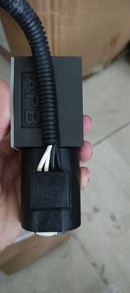 SOLENOID VAVLE HỘP SỐ 24V - CÁI