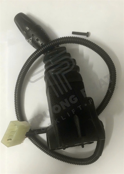 CẦN GẠT ĐÈN 50D-7AE (Seri :475) - CÁI