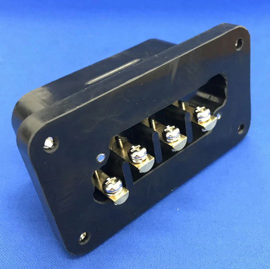 GIẮC CẮM 3 PHA 440V 40A - CÁI
