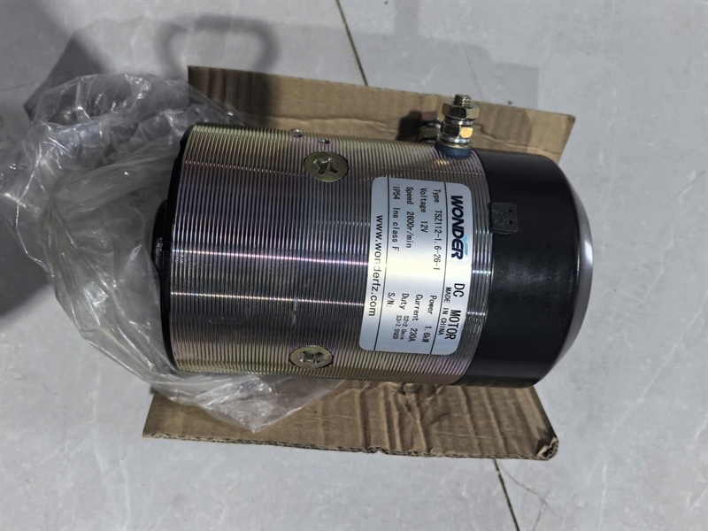 MOTOR 12V 1.6kW 2600r/min - CÁI