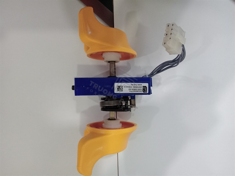 CÔNG TẮC TIẾN/LÙI 3105F00136-00 XE NÂNG TAY - CÁI