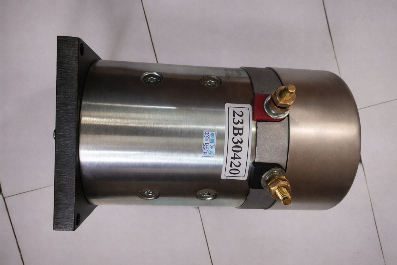 MOTOR THỦY LỰC 24V CQDM810 - CÁI