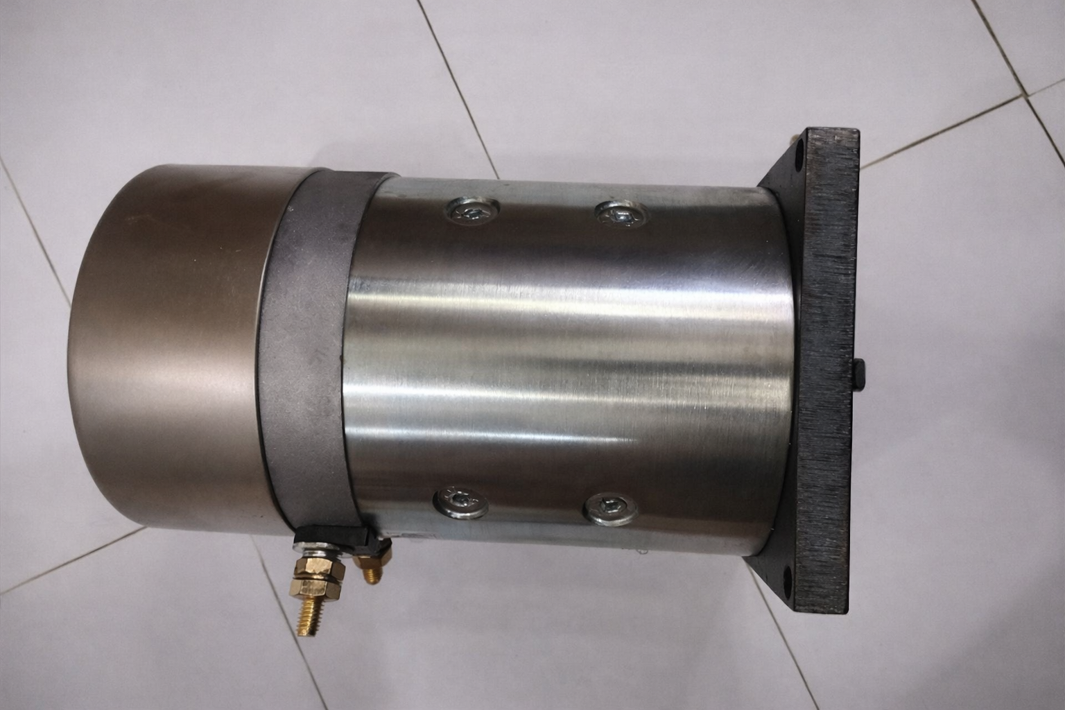 MOTOR THỦY LỰC 24V CQDM810 - CÁI