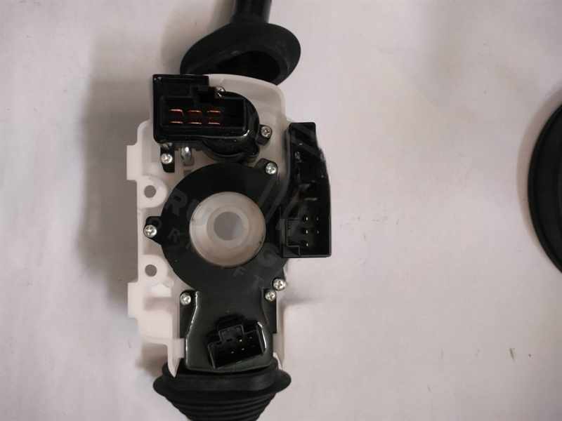 CẦN GẠT ĐÈN + SỐ FBT15-80 J1B1 NISSAN/ MITSUBISHI - BỘ