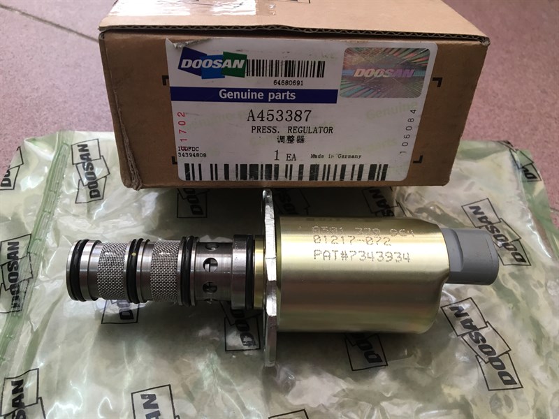 SOLENOID VAVLE HỘP SỐ D90S-5 - CÁI