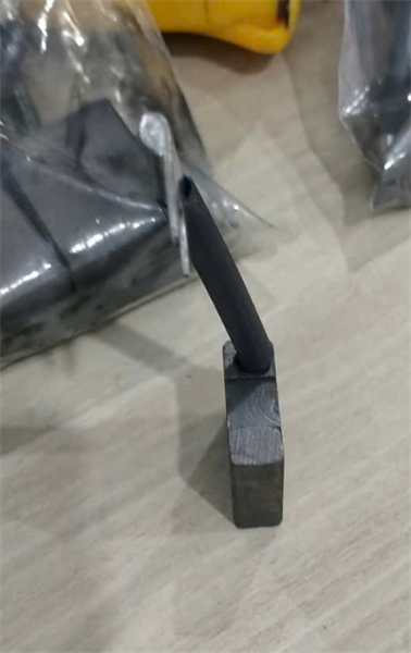 CHỔI THAN 22x19x8 FB25-7 - CÁI
