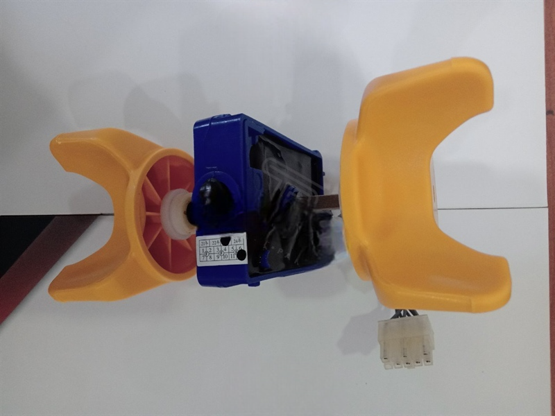 CÔNG TẮC TIẾN/LÙI 3105F00136-00 XE NÂNG TAY - CÁI