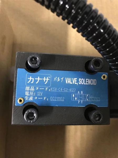 SOLENOID VAVLE HỘP SỐ 12V (KOMATSU/TCM) - CÁI