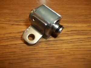 SOLENOID VAVLE HỘP SỐ 7F/8FD20~30 - CÁI-1