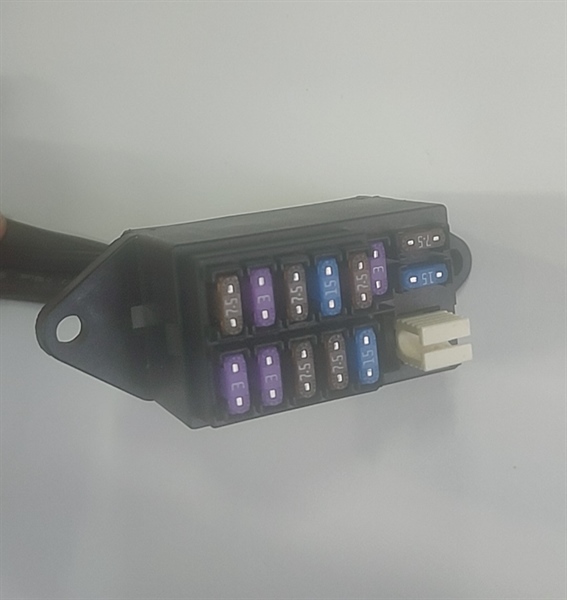 HỘP CẦU CHÌ FD20~30T3/T4 - CÁI