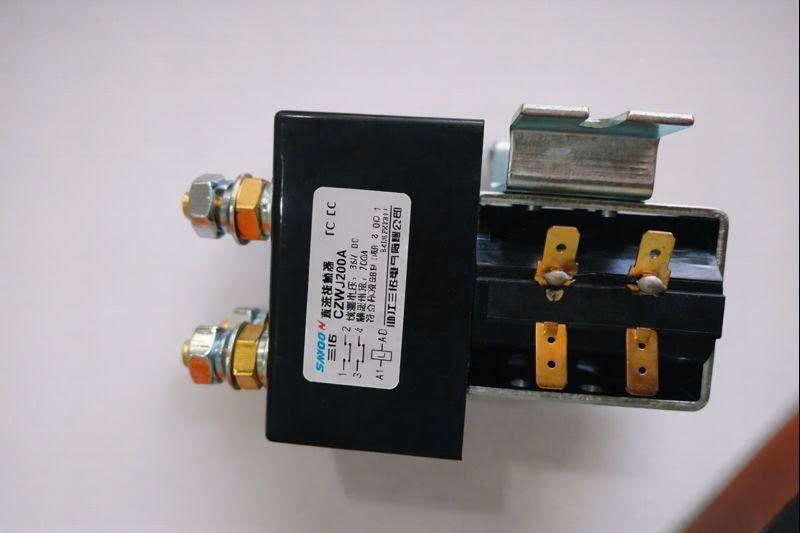 CONTACTOR 36V 200A ( 4 CHÂN) - CÁI